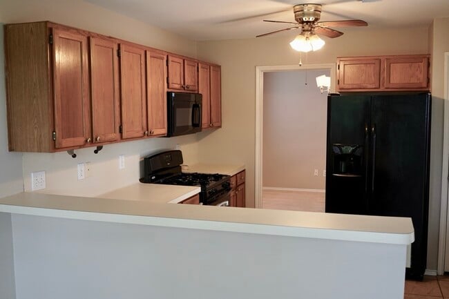 Primary Photo - 21906 Calderbrook Dr