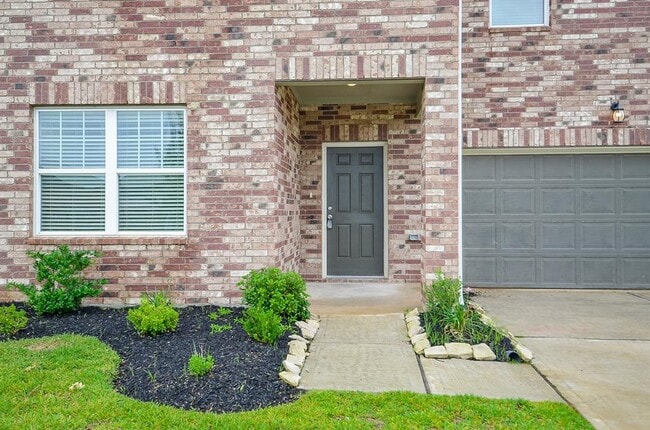 Building Photo - 27314 Clear Breeze Dr