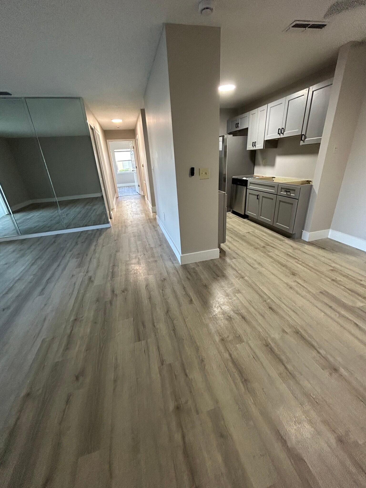 Building Photo - 101 Bent Tree Dr