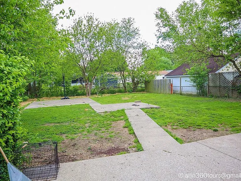 Building Photo - 5613 Norton Ave