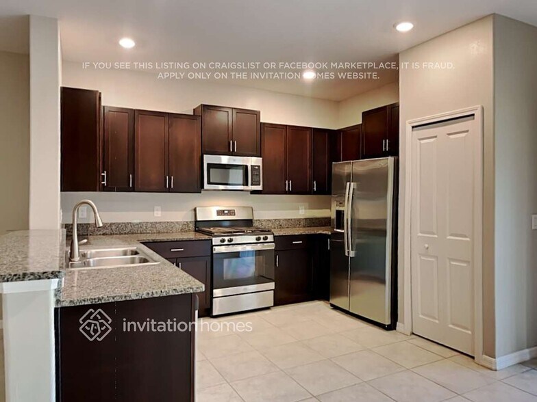 Building Photo - 8468 Houndstooth Enclave Dr