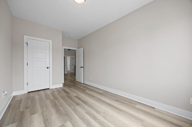 Building Photo - Stylish & Spacious Home in Prime Durham Location – Modern Living with Comfort & Convenience