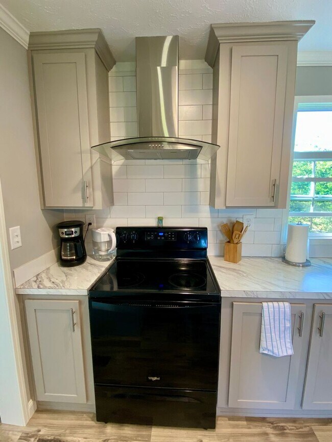 Building Photo - Home in Augusta Woods!!