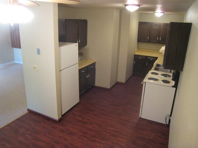 Building Photo - 209 Royal Ct