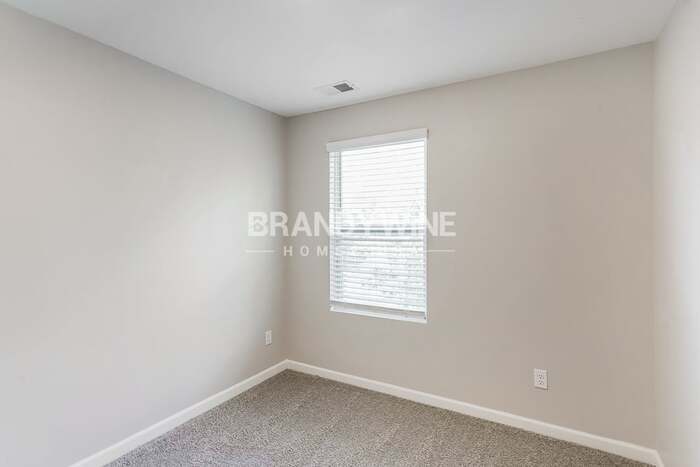 Building Photo - 1053 Woodbridge Blvd