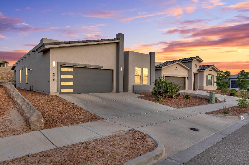 Building Photo - 216 Staffs Way