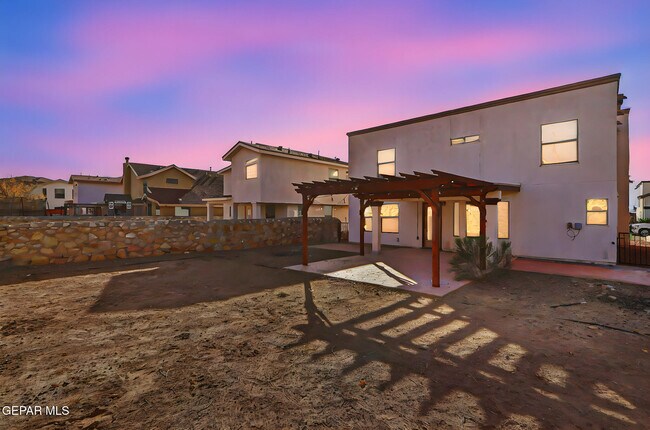 Building Photo - 6524 Latimer Place