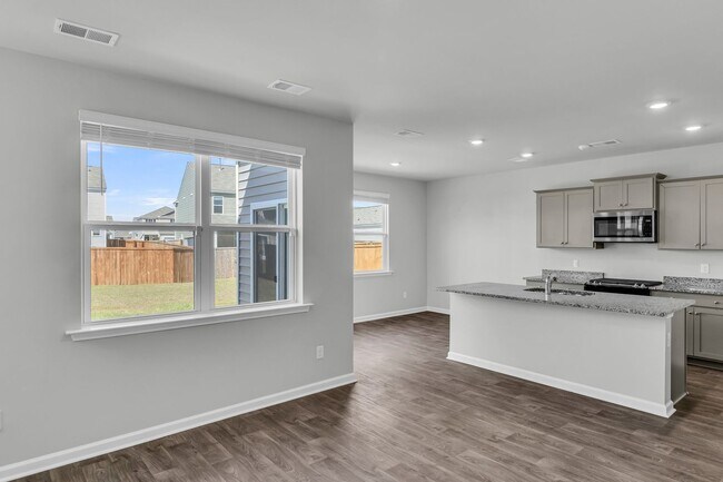 Building Photo - Beautiful 3 bedroom/3 bathroom two story home available in Cane Bay!
