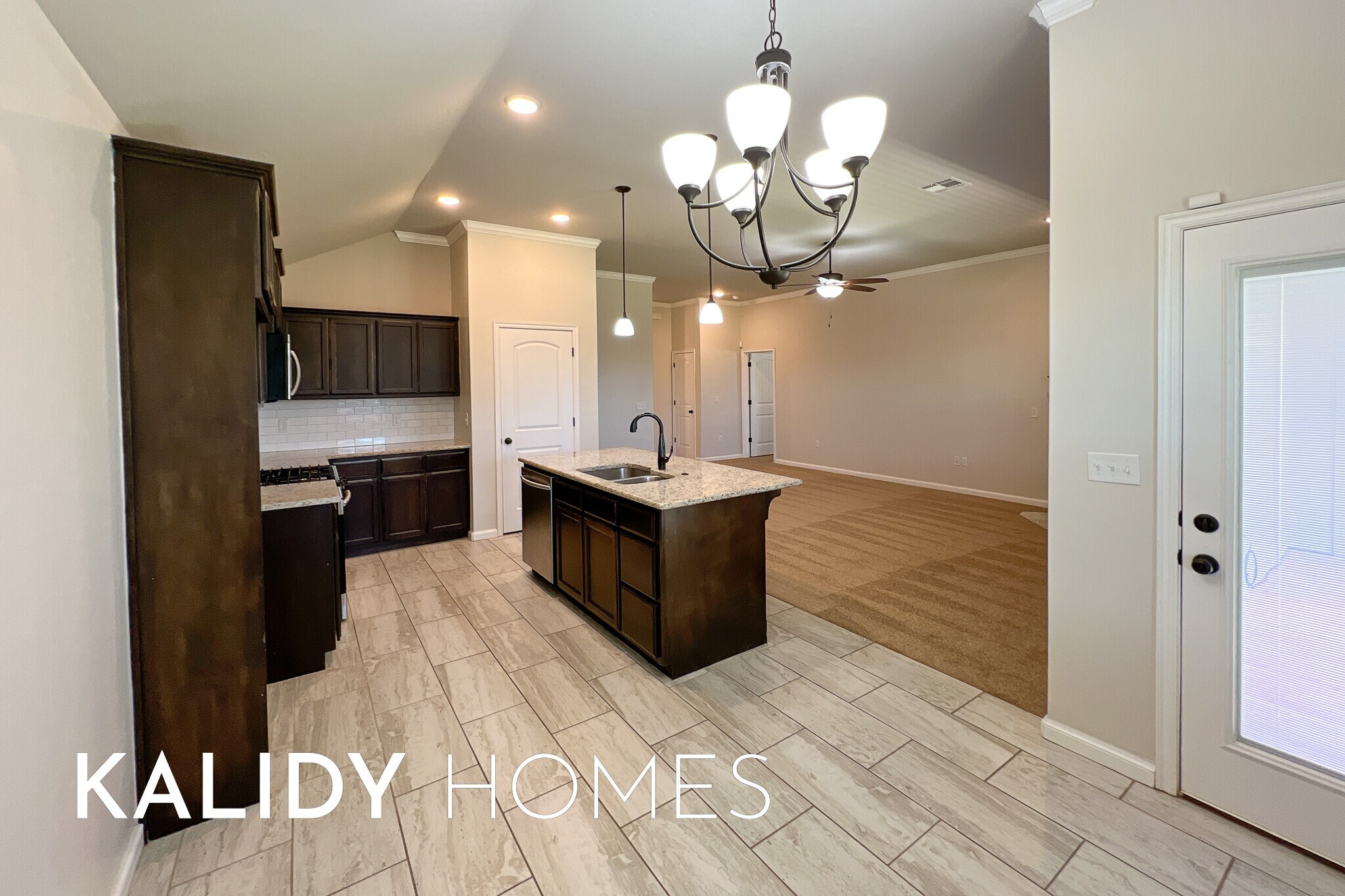 Building Photo - 4812 Crystal Hill Dr