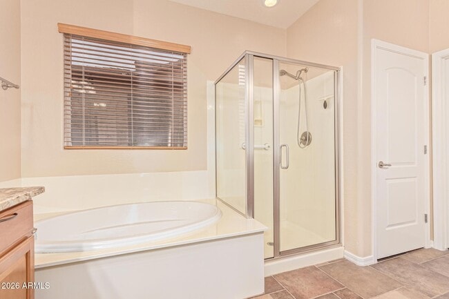 Building Photo - 9058 W Redbird Rd