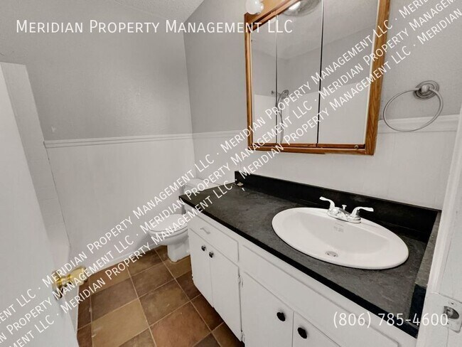 Building Photo - 5613 38th-