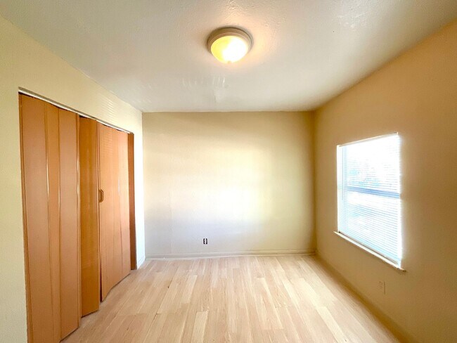 Building Photo - **APPLICATION RECEIVED** Available NOW! Prime Location 3-Bedroom, 2-Bath Home In Converse!!