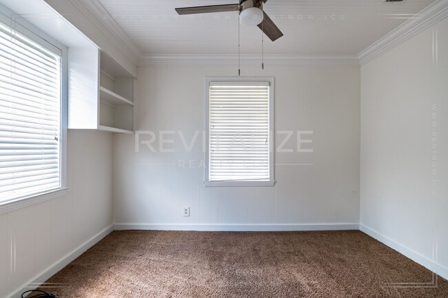 Building Photo - Beautiful 2 Bedroom/1 Bathroom in Springhi...
