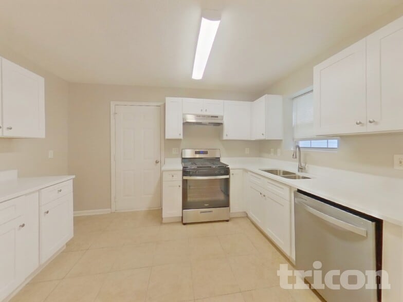Building Photo - 1047 Winterglen Way