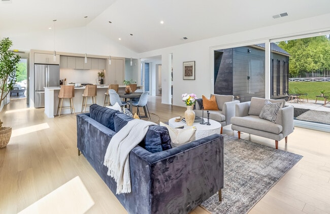 Building Photo - 1194 Harmony Ct