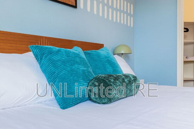 Building Photo - 5333 S Azurite Trail