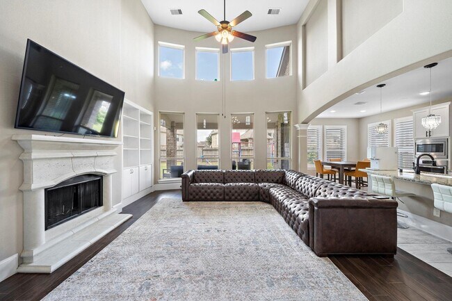 Building Photo - 31041 Pecan Creek Dr