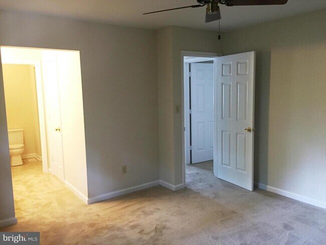 Building Photo - 32 Tarleton Way