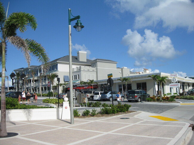 Building Photo - 5300 A1A Jimmy Buffett Mem Hwy