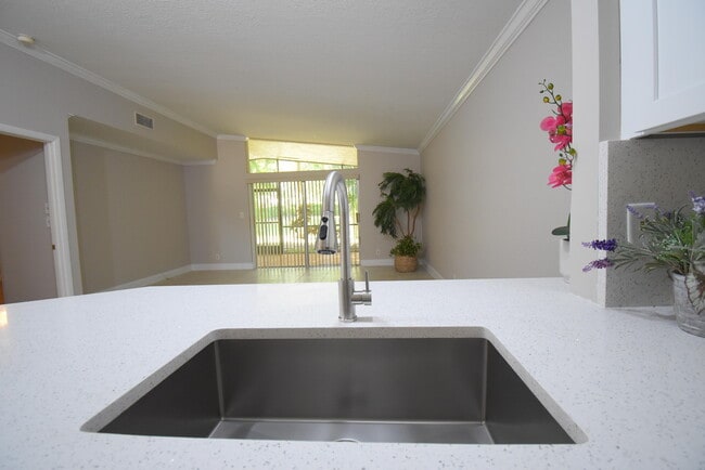 Building Photo - 22237 Woodborn Dr