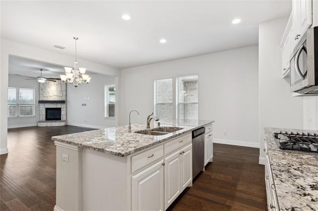 Building Photo - 717 Steppe Dr