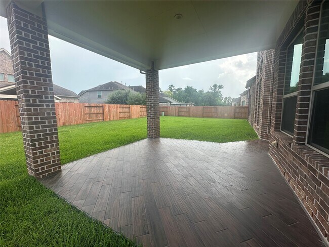 Building Photo - 14514 Fall Creek View Dr