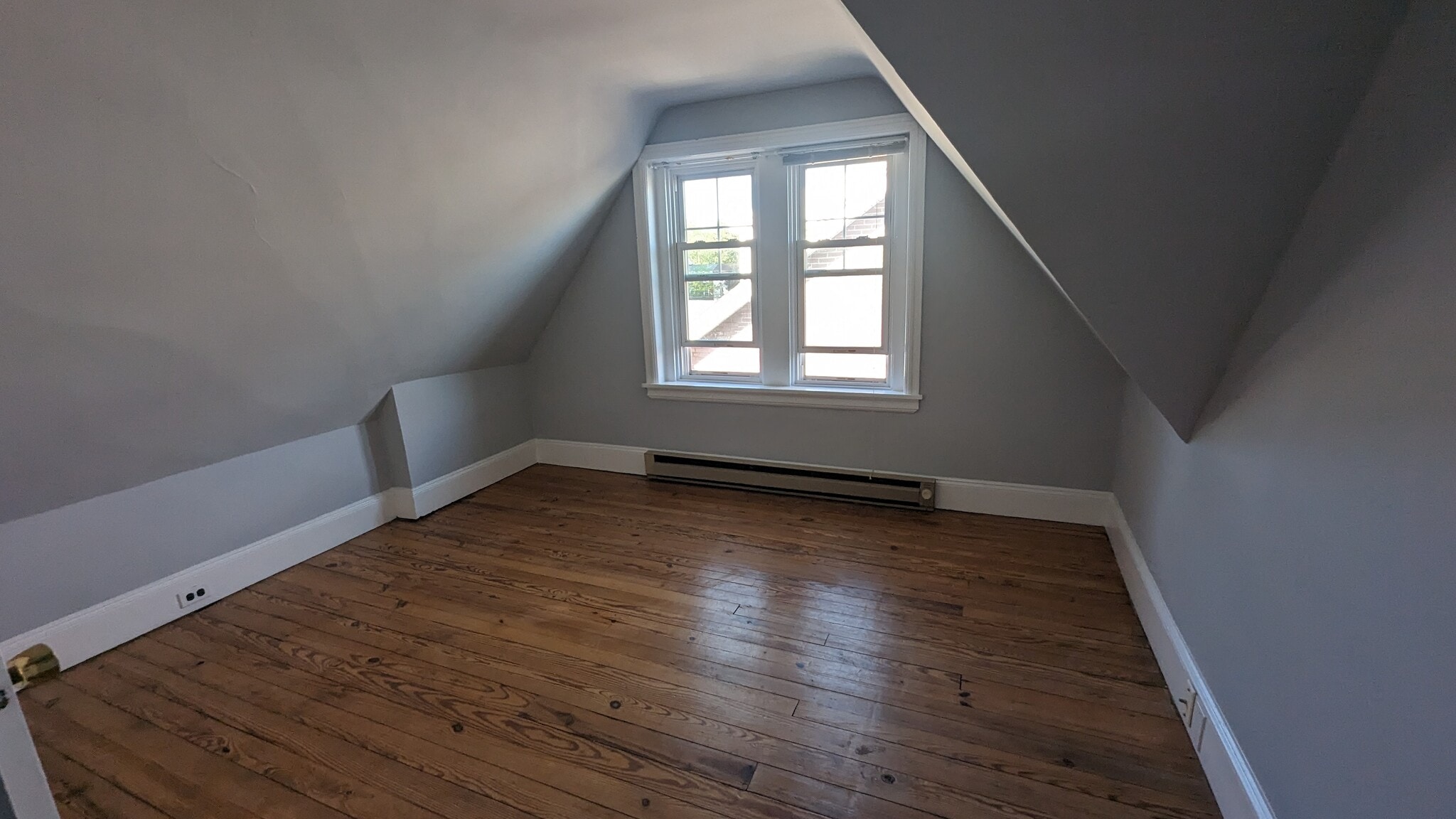 Building Photo - 321 W Biddle St