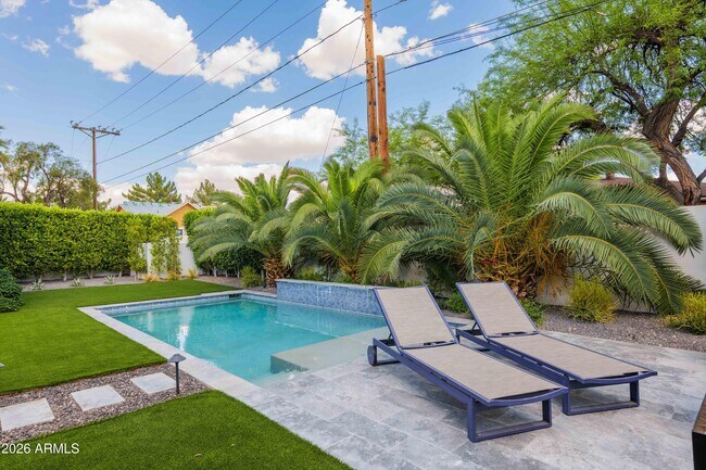 Building Photo - 5309 N 33rd St