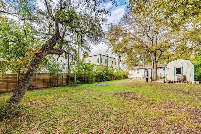 Building Photo - 4603 Jinx Ave