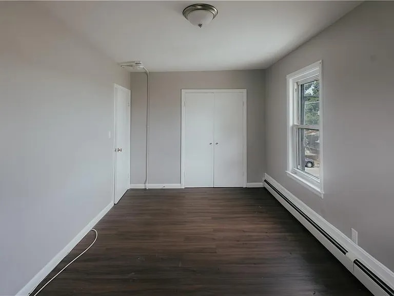 Building Photo - 47 Grace St