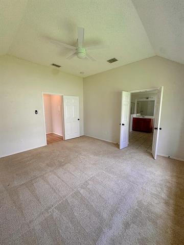 Building Photo - 7015 Hillwood Dr