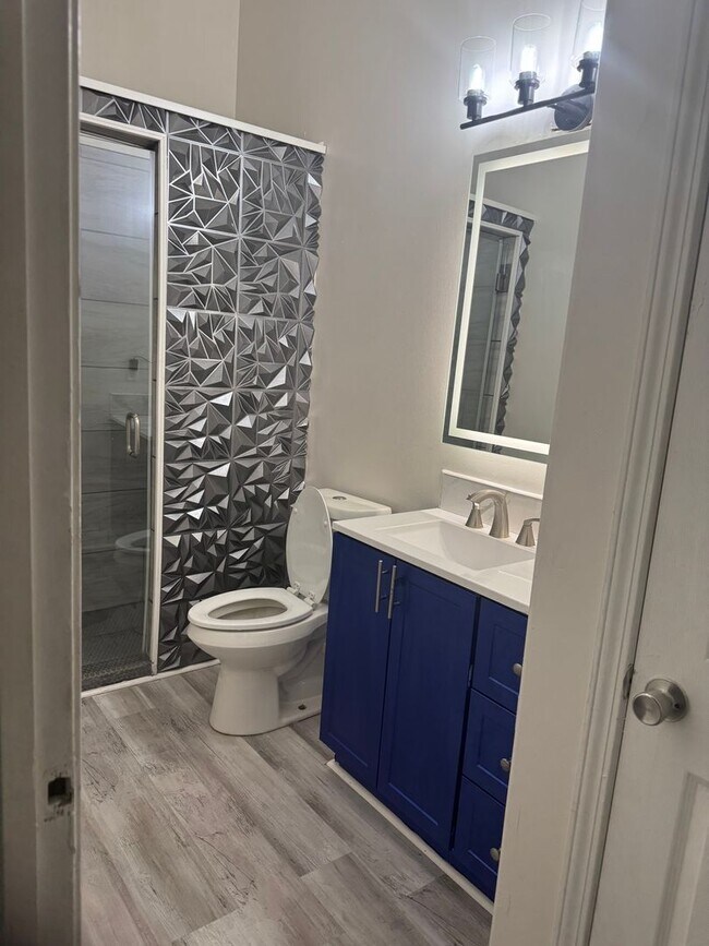 Building Photo - Charming 4BR House in New Orleans