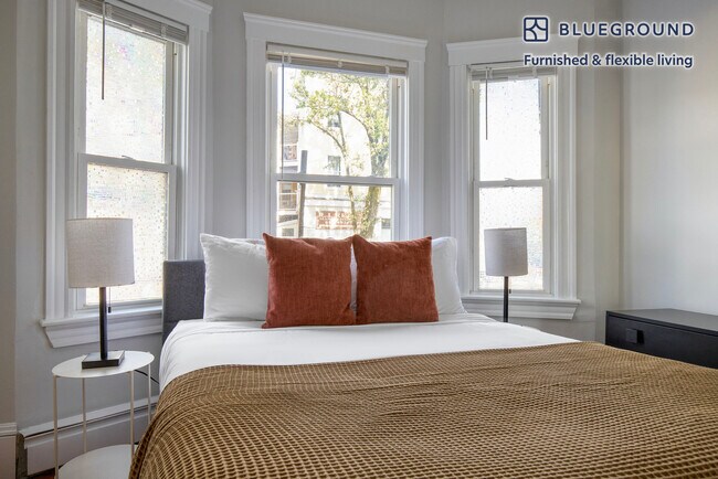 Building Photo - 88 Hampshire St