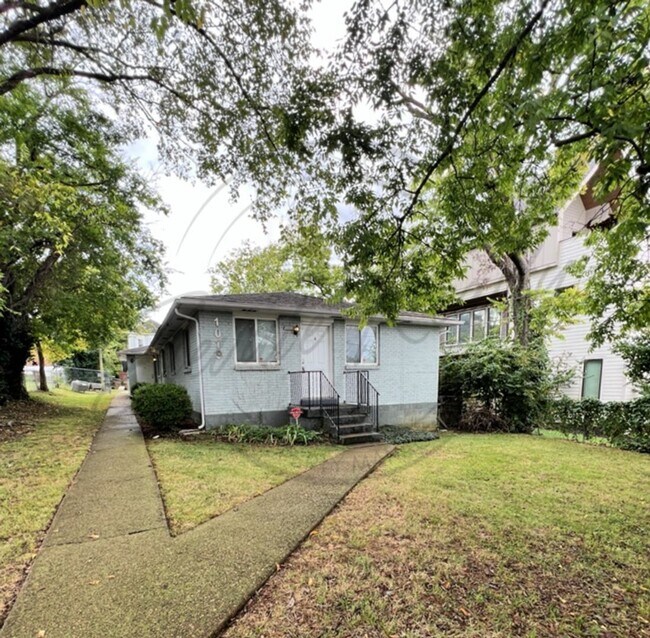 Building Photo - Furnished, Ranch Style Two Bedroom in the heart of Edgehill on Special!