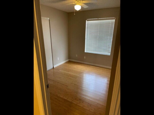 Building Photo - 2155 W Wickieup Ln, Phoenix, AZ 85027