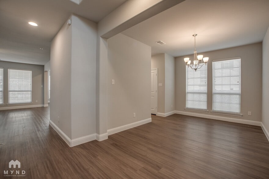 Building Photo - 3113 Damsel Sauvage Ln