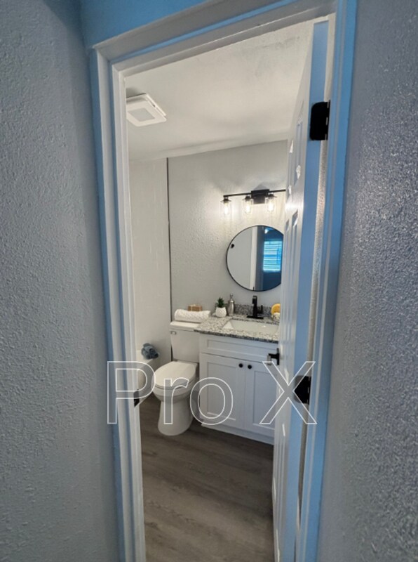 Building Photo - 309 Park St