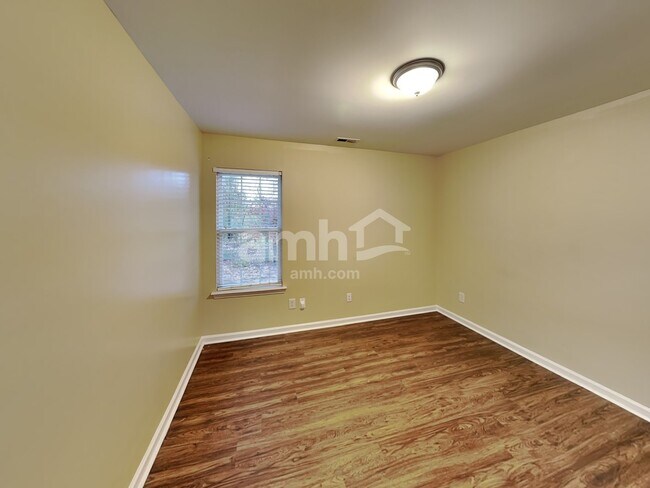 Building Photo - 4613 Cades Cove Dr