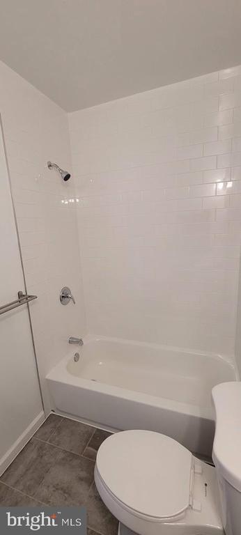 Building Photo - 1321 E Biddle St