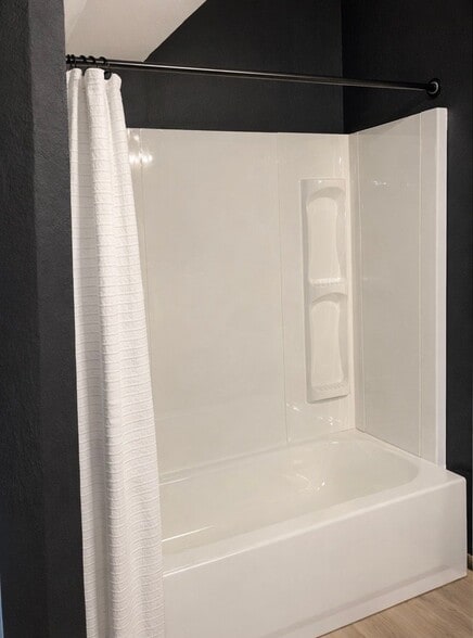 Building Photo - 522 S 8th St