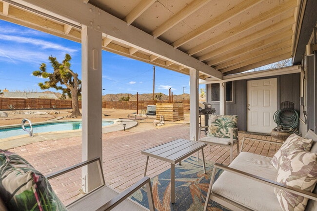 Building Photo - 7552 Elk Trail