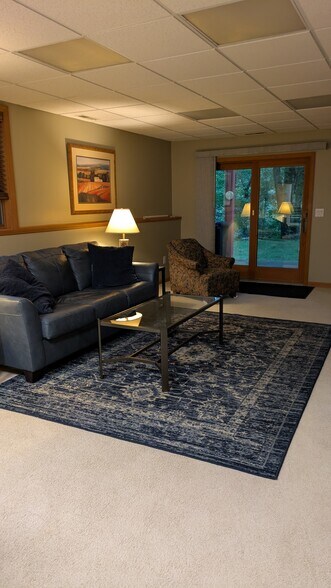 Building Photo - 9 Mountain Laurel Ln