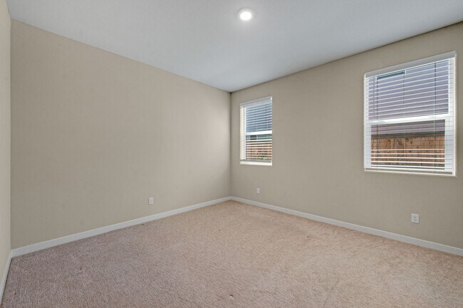Building Photo - Modern 4BR Sacramento Home with Exclusive Clubhouse!