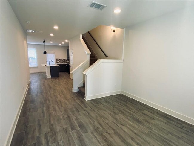 Building Photo - 5160 N A.W. Grimes Blvd