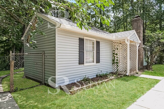 Building Photo - Life Just Got Better!