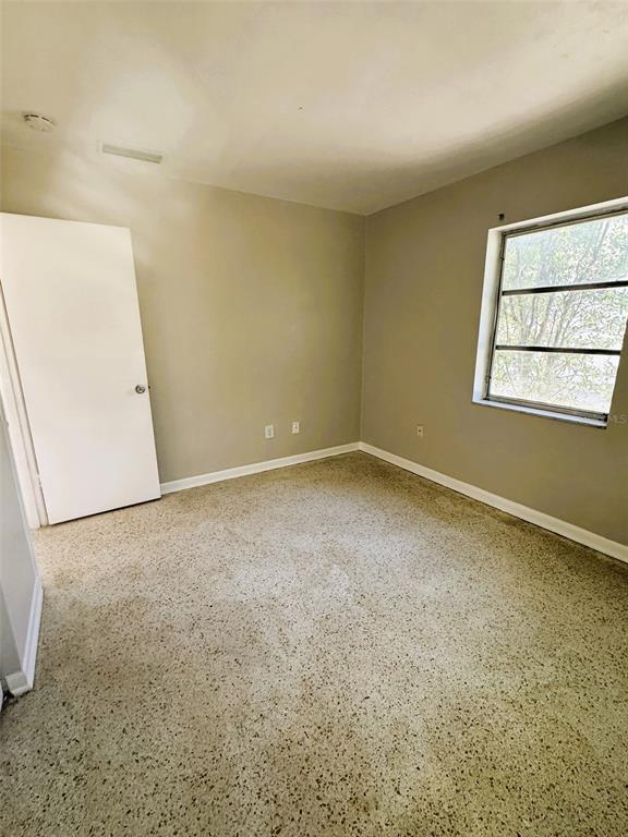 Building Photo - 6442 Treehaven Dr