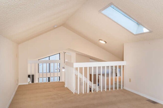 Building Photo - Online for roommate application ONLY