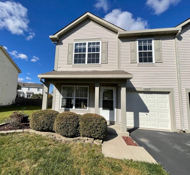 Primary Photo - 1427 Levato Ln