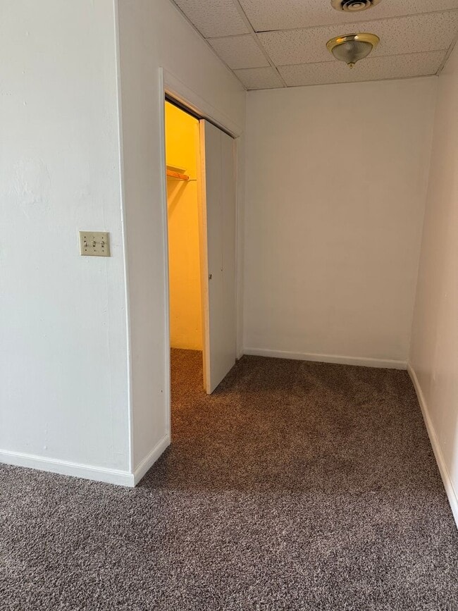 Building Photo - 202 1/2 S Madison - Richmond