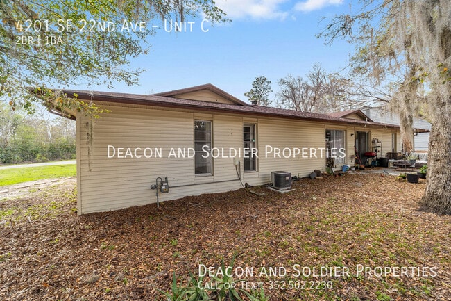 Building Photo - 4201 SE 22nd Ave